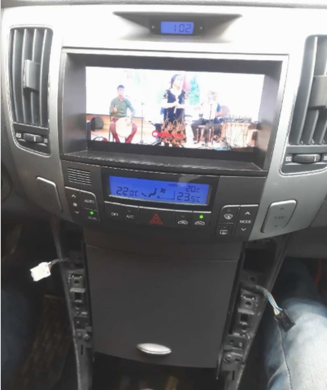 Автомагнитола от Hyundai Sonata